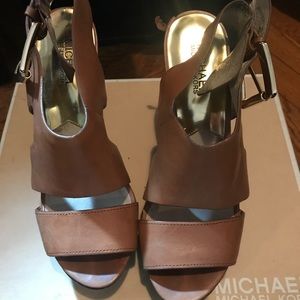 MICHAEL KORS SANDALS🏝✨